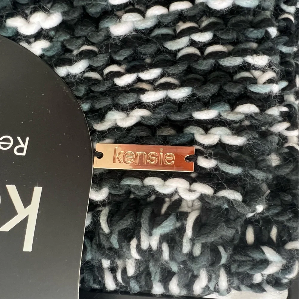 NWT Kensie Beanie & Infinity Scarf Set Cozy Winter Accessories